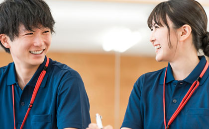 迷ったら、すぐ聞ける。一人で抱えない職場です。